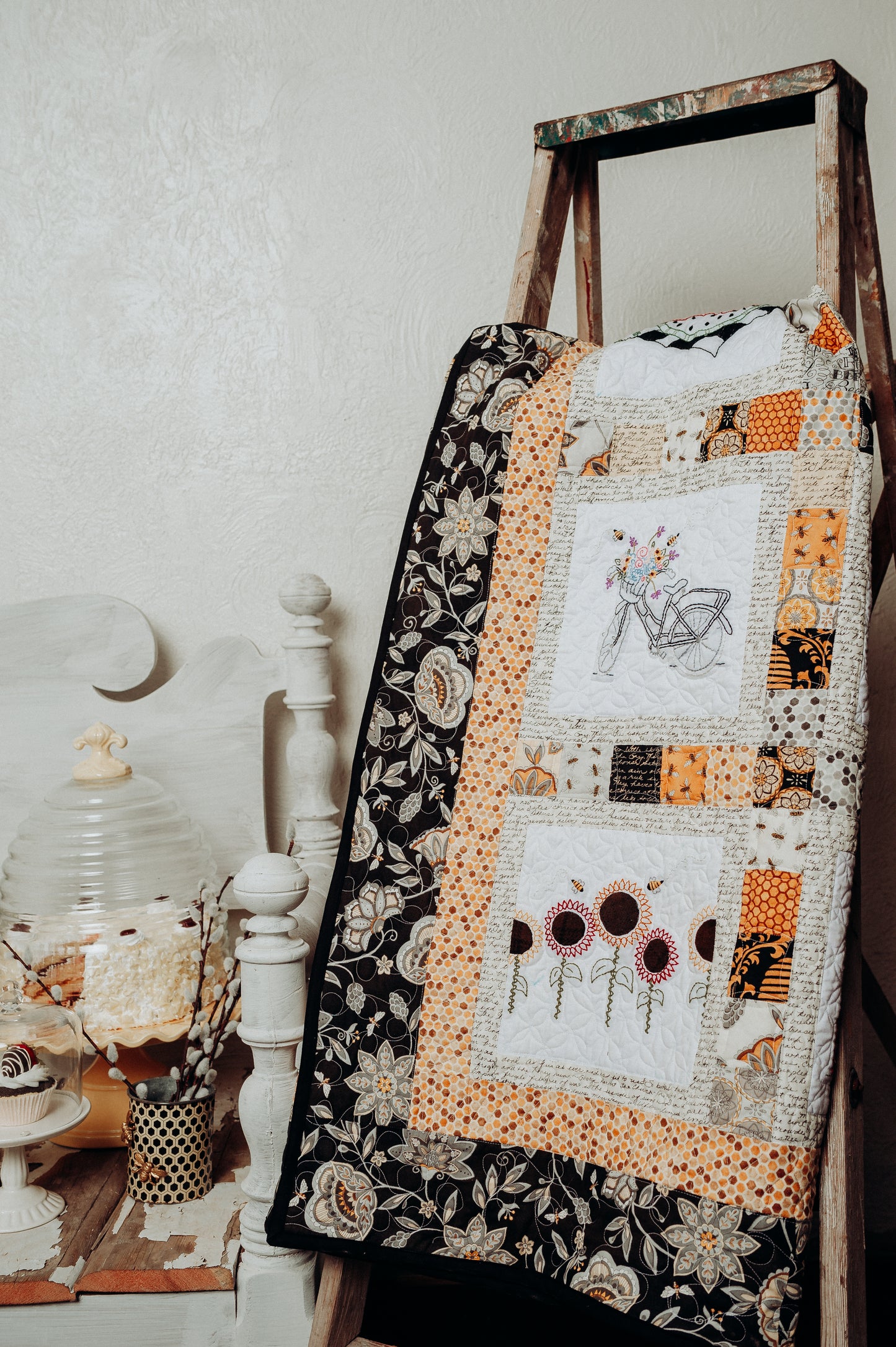 Bee-utiful Quilt Along PDF